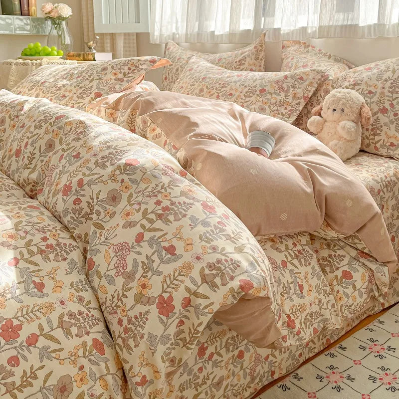 Terracotta Bloom Patterned Cotton Duvet Cover